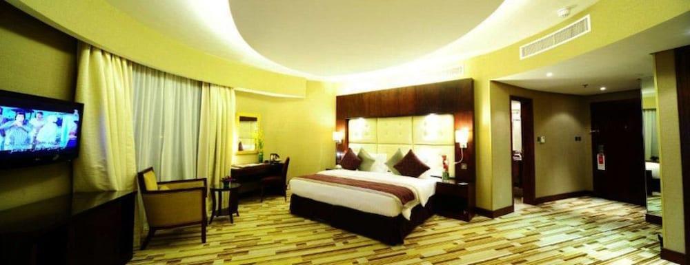 Monaco Hotel Dubai Ngoại thất bức ảnh