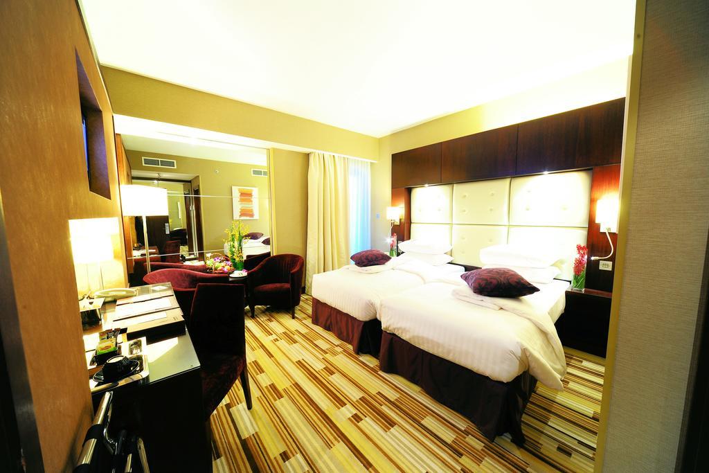 Monaco Hotel Dubai Ngoại thất bức ảnh