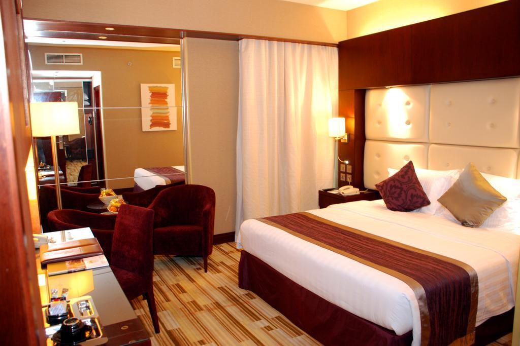 Monaco Hotel Dubai Ngoại thất bức ảnh